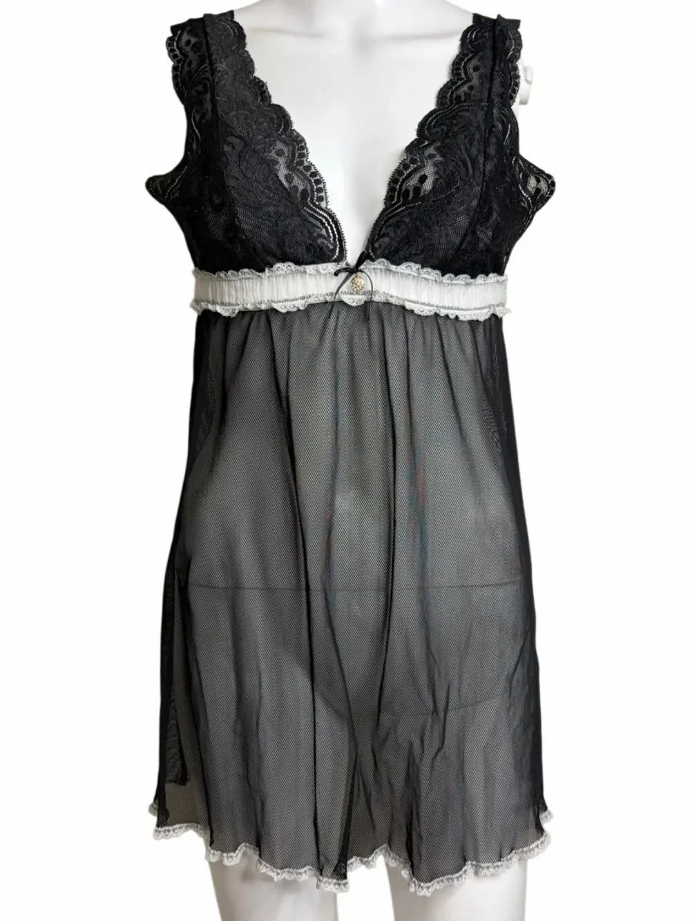 Seductive wear Black Lace & Mesh Chemise with White Trim Medium